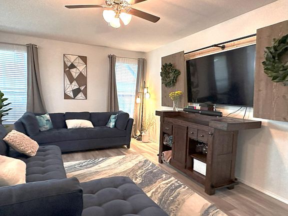4th image of 2218 Wigeon Way