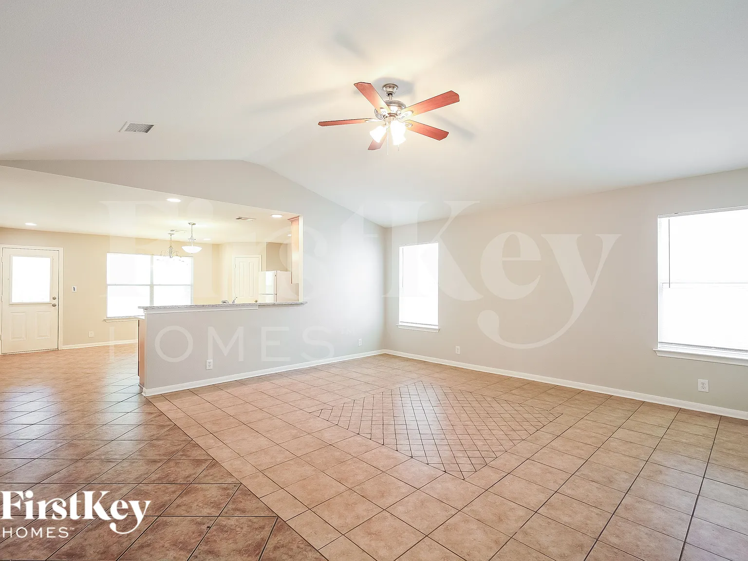 3 bed, 2.0 bath, 1544 sqft, $1,645 — Photo 3