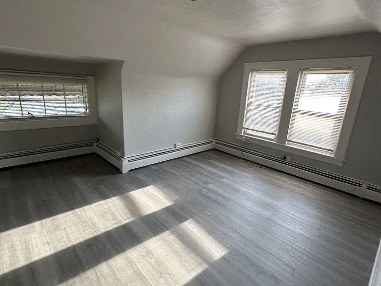 14724 Clifton Blvd #3 — Photo 15