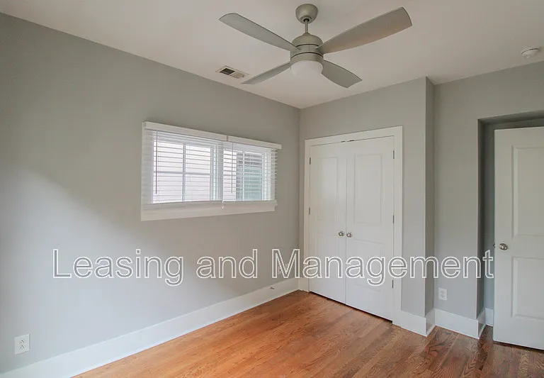 13 Corinne St — Photo 17