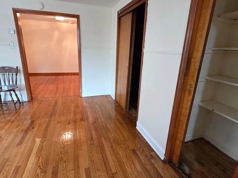 117 New York Ave #1 — Photo 4