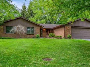 5855 Thatcher Dr, Rockford, IL 61114