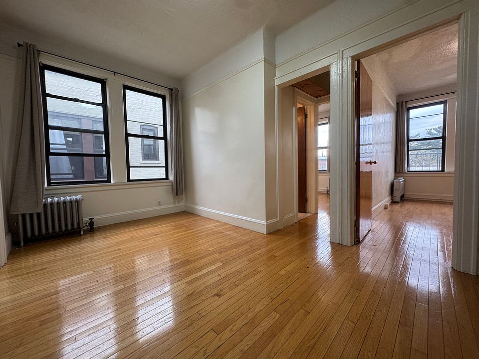 1st image of 32-12 46th St #3R