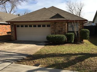 919 Ramblewood Dr, Lewisville, TX 75067