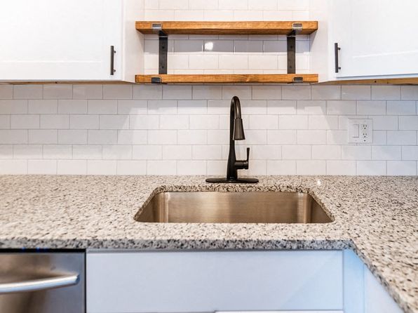Stoneside Apartments | 103 NW 72nd St, Kansas City, MO