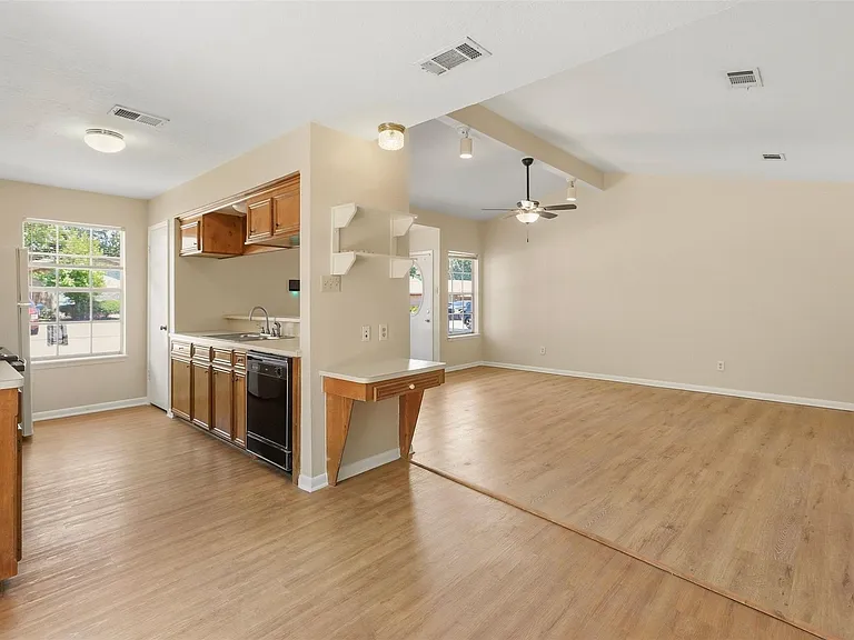 1712 Hazelwood St — Photo 13