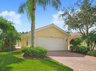 9264 SE Hawks Nest Ct, Hobe Sound, FL 33455