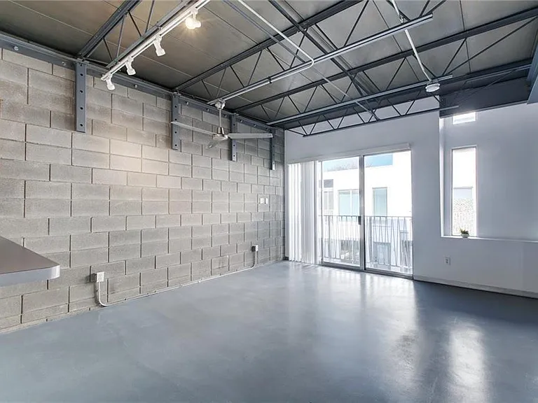 4801 S Congress Ave #P4 — Photo 10