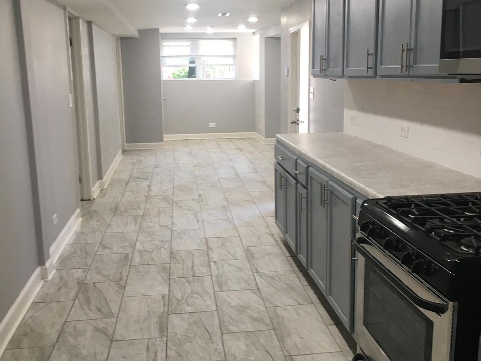 1st image of 1542 S Central Park Ave #G