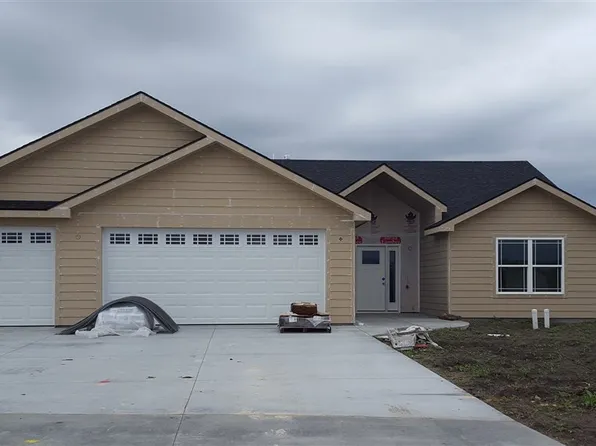 3904 Swift Ct, Manhattan, KS 66502