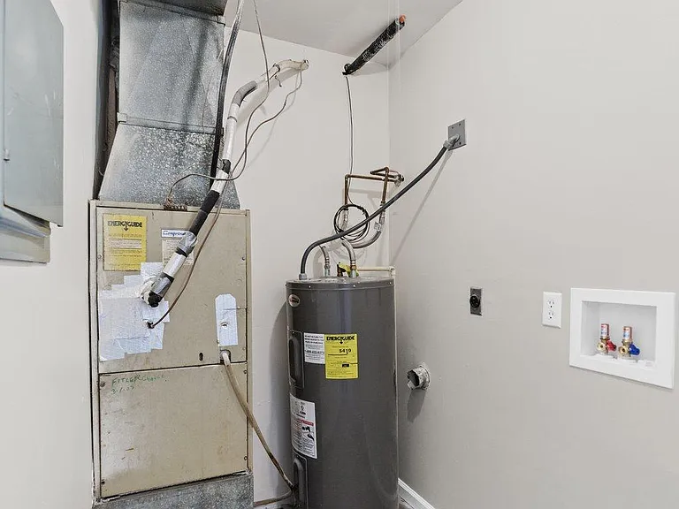 361 E Cherry St #361 — Photo 11