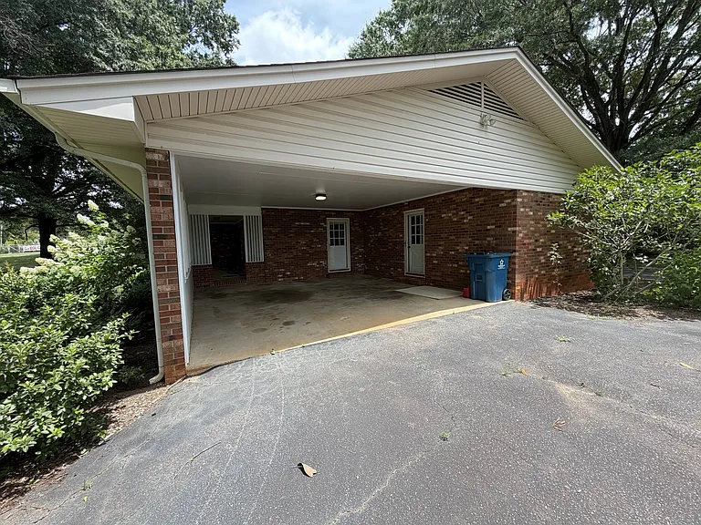 1130 Turnersburg Hwy — Photo 2
