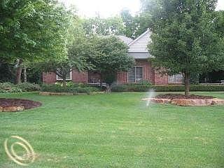 1st image of 10390 Overhill Dr