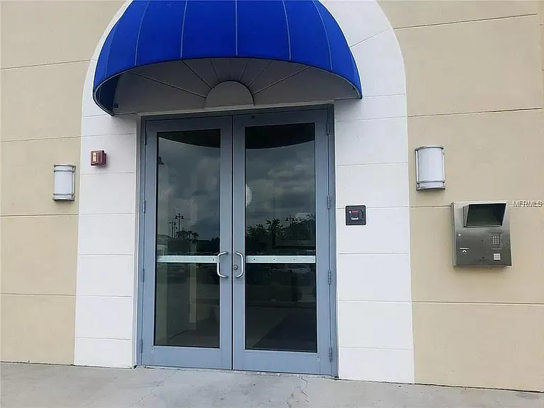 8111 Lakewood Main St — Photo 3