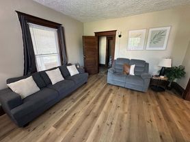 15 Straight Ave SW, Grand Rapids, MI