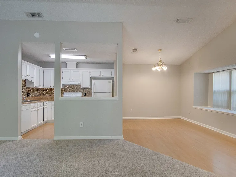 3164 Cedarwood Village Ln — Photo 7