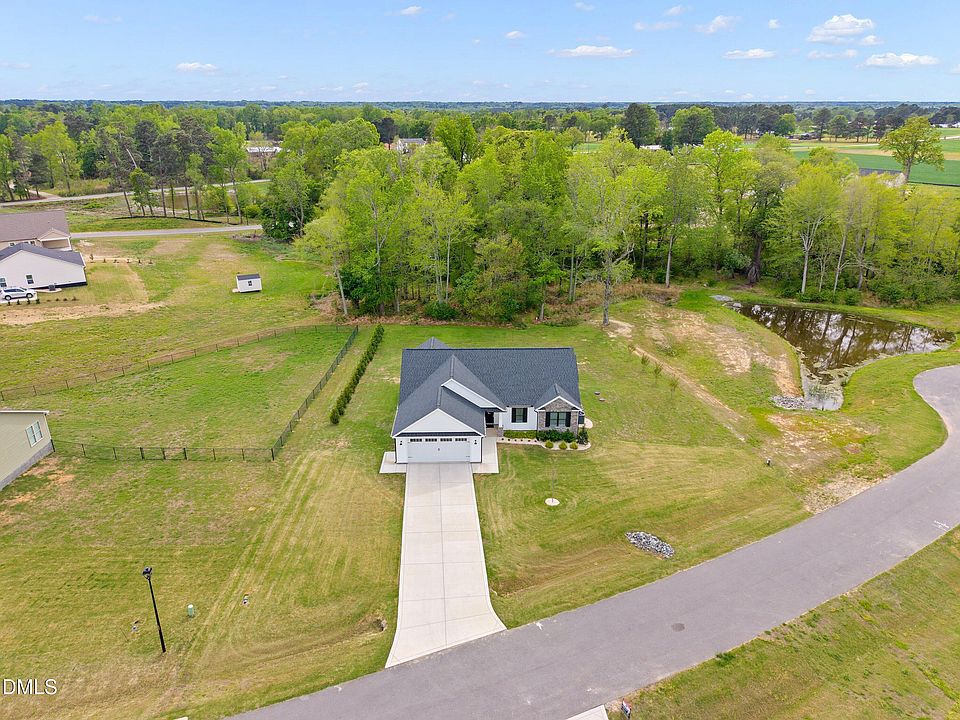 1st image of 177 Ruskin Dr