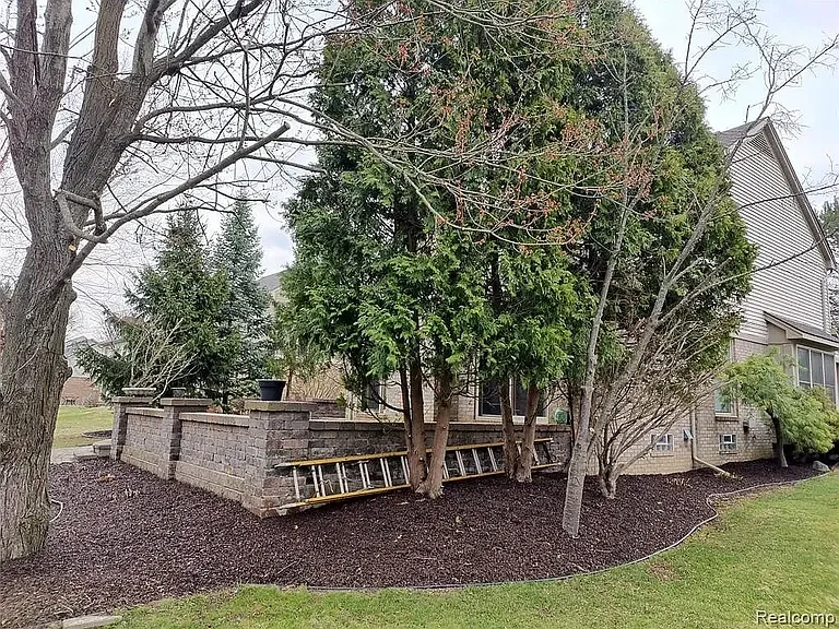 1600 Dunston Rd — Photo 6