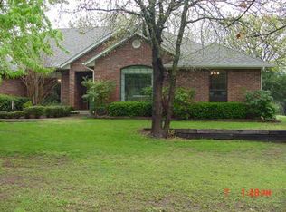 20 N Bridlewood Dr, Edmond, OK 73034