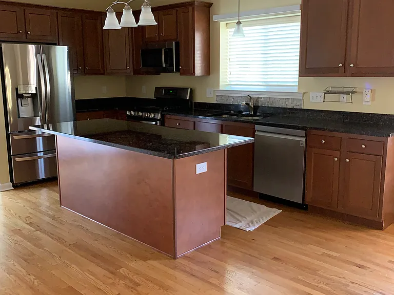 172 Pepin Pl — Photo 4