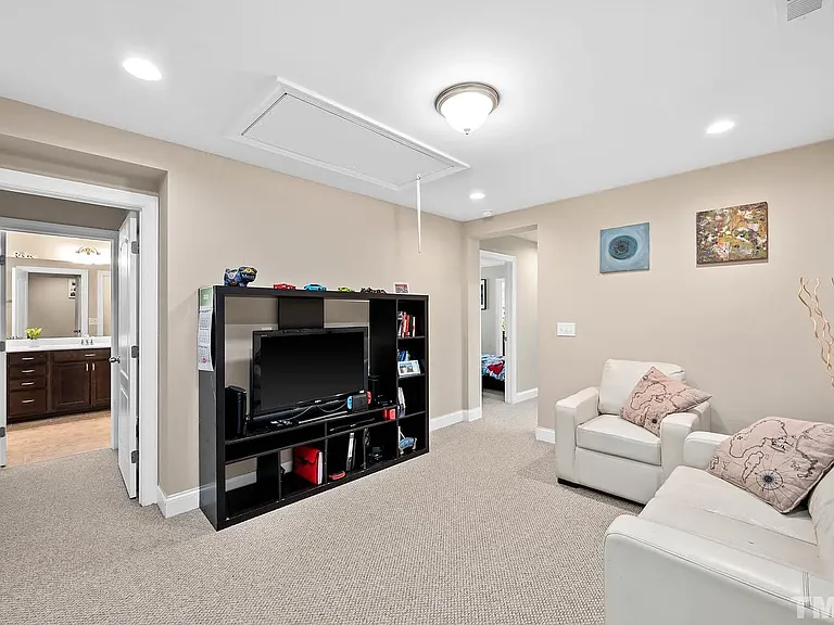 214 Alamosa Pl — Photo 14