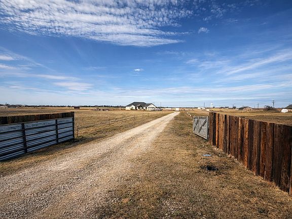 3rd image of 1589 Stiles Rd