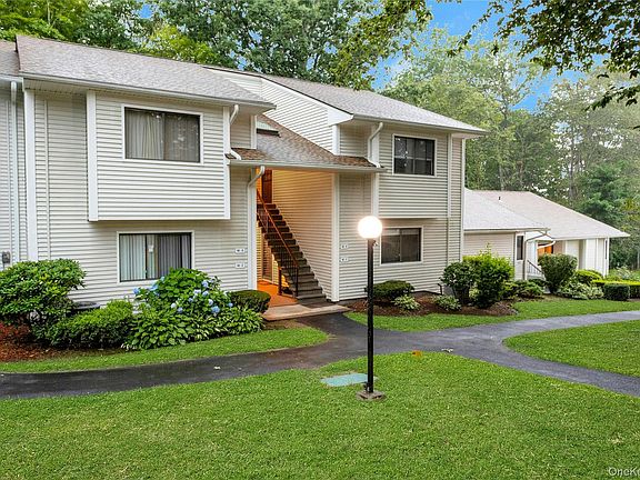 2nd image of 90 Molly Pitcher Lane #F