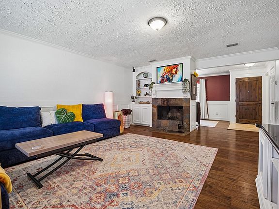 5th image of 11431 Bonaparte Dr