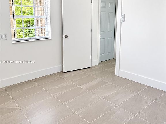 3rd image of 6765 SW 34th St