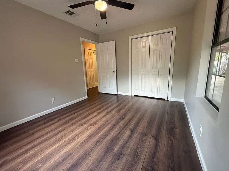 918 W Harding Blvd — Photo 7