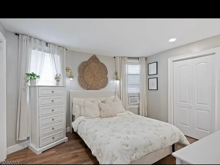 19 Gordon St #1 — Photo 4