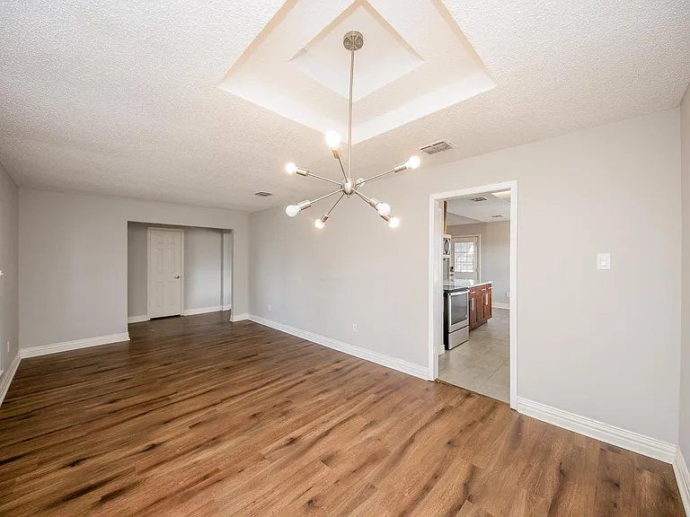 451 Gentilly Dr — Photo 12