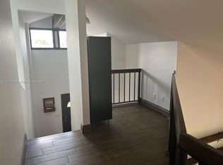 9518 SW 148th Avenue Cir E, Miami, FL 33196