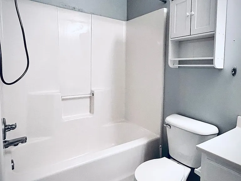 1103 NE 7th Ln — Photo 13
