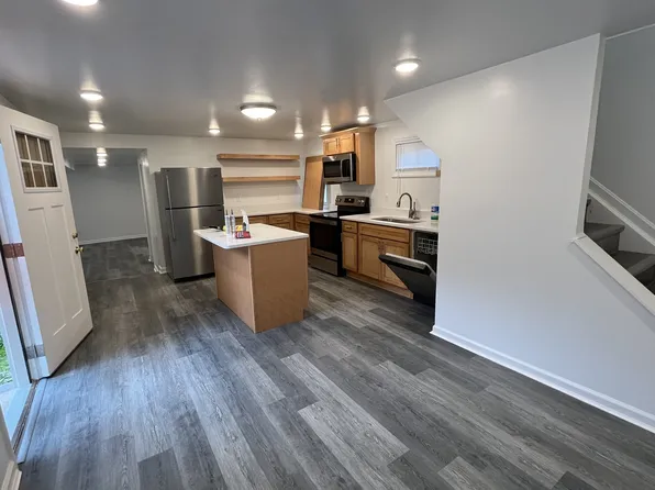 212 N Beech St, Oxford, OH 45056