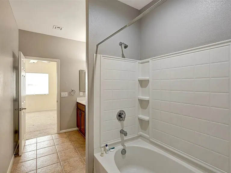 10500 Nordic Cliff Ave — Photo 23