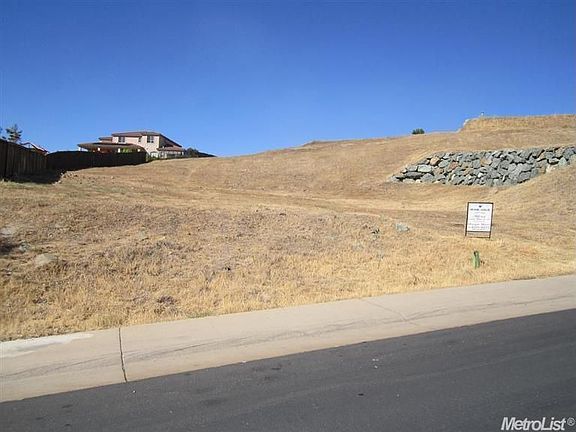 5th image of 1684 Schillers Ct