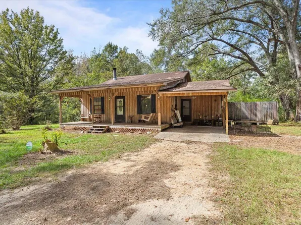 75 Piatonia Rd, Lumberton, MS 39455
