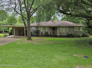 811 Alvaredo St, Jackson, MS 39204