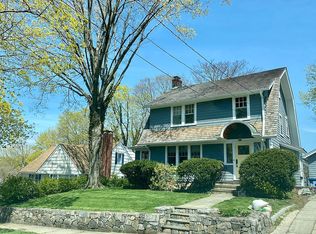 3 Merrill Rd, Norwalk, CT 06851