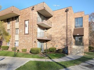 550 Michigan City Rd APT 1E, Calumet City, IL 60409