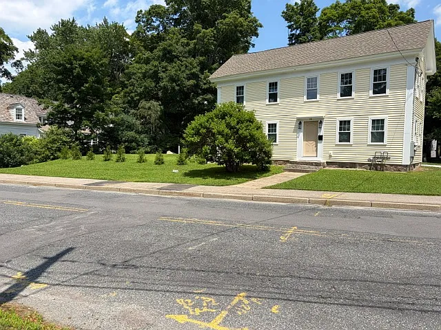 94 Norfolk St #R — Photo 2