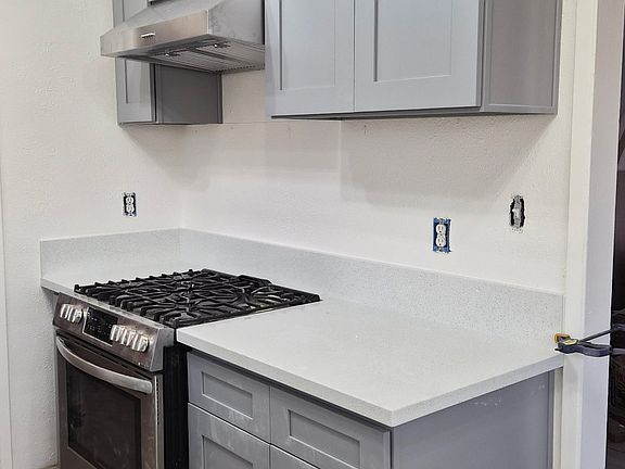 2nd image of 641 S Gerhart Ave #645