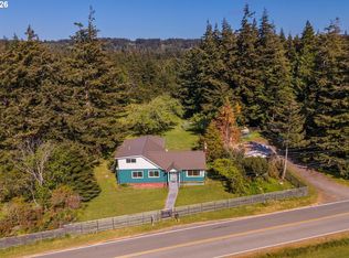 42585 Arizona St, Port Orford, OR 97465