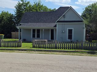 405 W Graham St, Godley, TX 76044