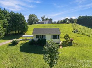 117 Ho Hum Way, Leicester, NC 28748