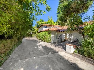 5326 Encino Ave, Encino, CA 91316