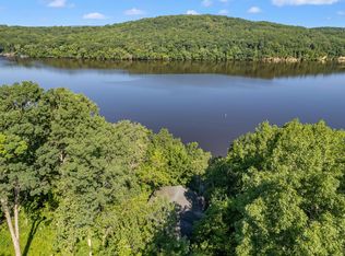 N3579 Tipperary Rd, Poynette, WI 53955