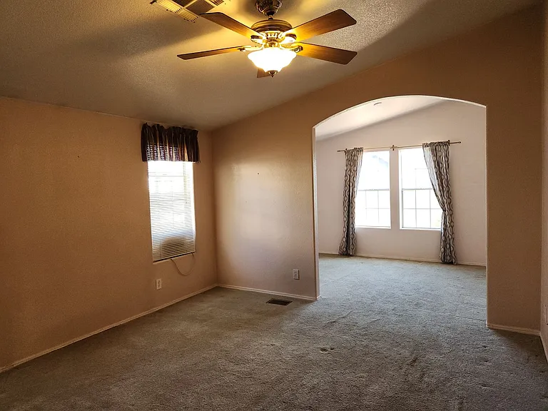 600 N Spruce Cir — Photo 14