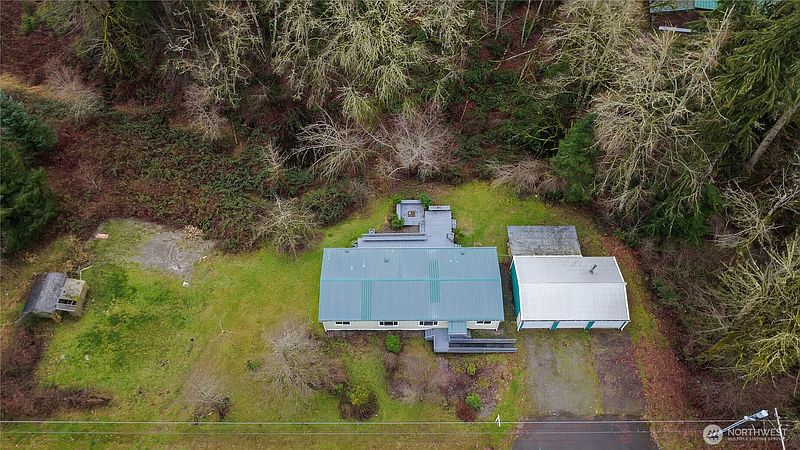 3rd image of 3722 Delphi Road SW